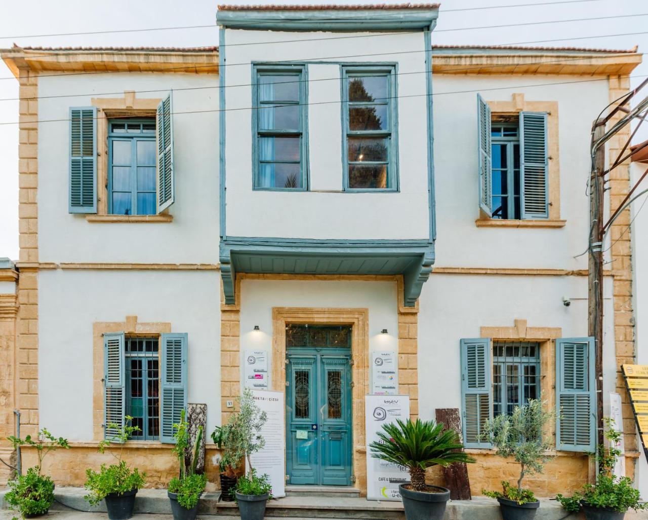 Tasev Guesthouse Nicosia Exterior photo